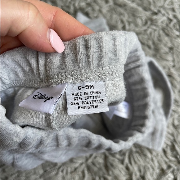 Minnie Mouse velour outfit - Picture 6 of 7